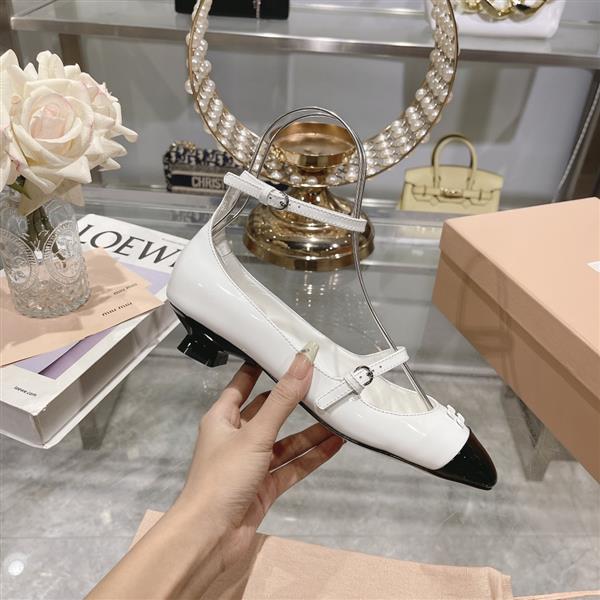 20243518555896 28024